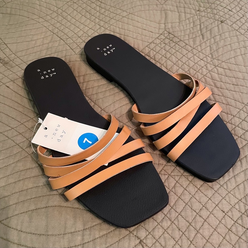 NWT a new day Tan Strappy Slide On “Joan” Sandals size 7